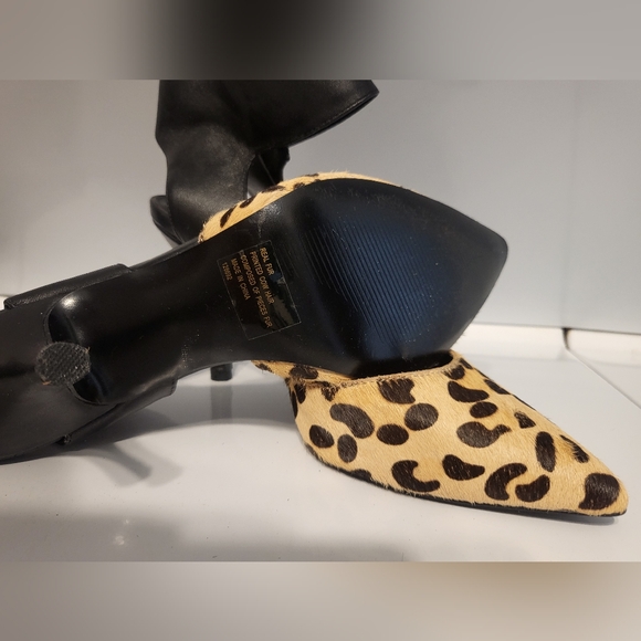 Steve Madden Shoes - Picture 2 of 3